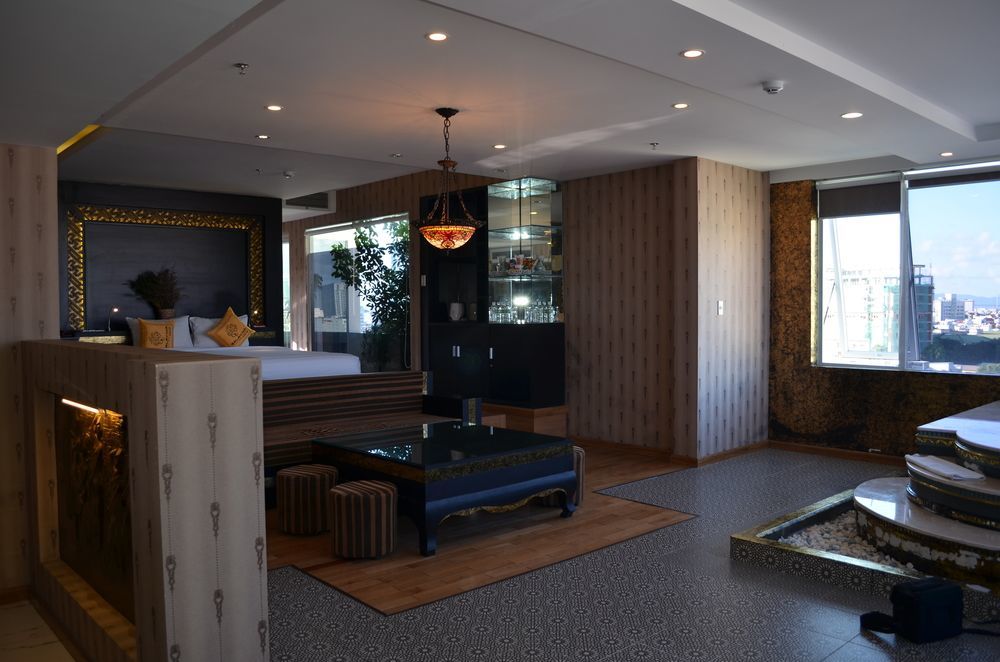 Regina Boutique Hotel Da Nang Luaran gambar